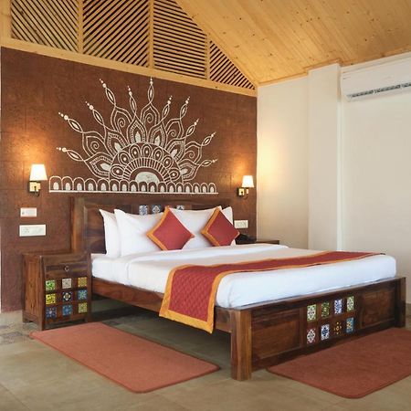 Veda5 Wellness Retreat & Spa Vieux-Goa Extérieur photo