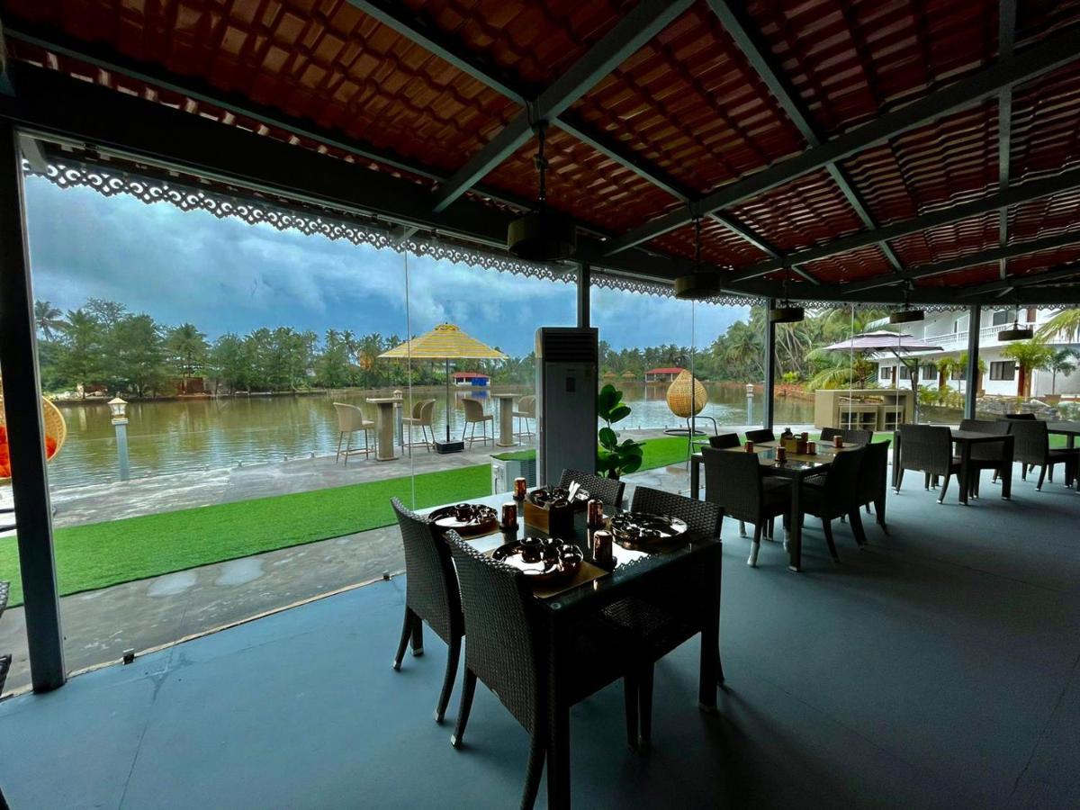 Veda5 Wellness Retreat & Spa Vieux-Goa Extérieur photo
