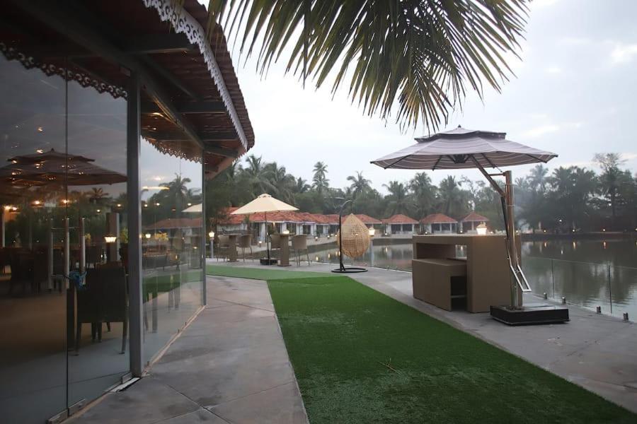 Veda5 Wellness Retreat & Spa Vieux-Goa Extérieur photo
