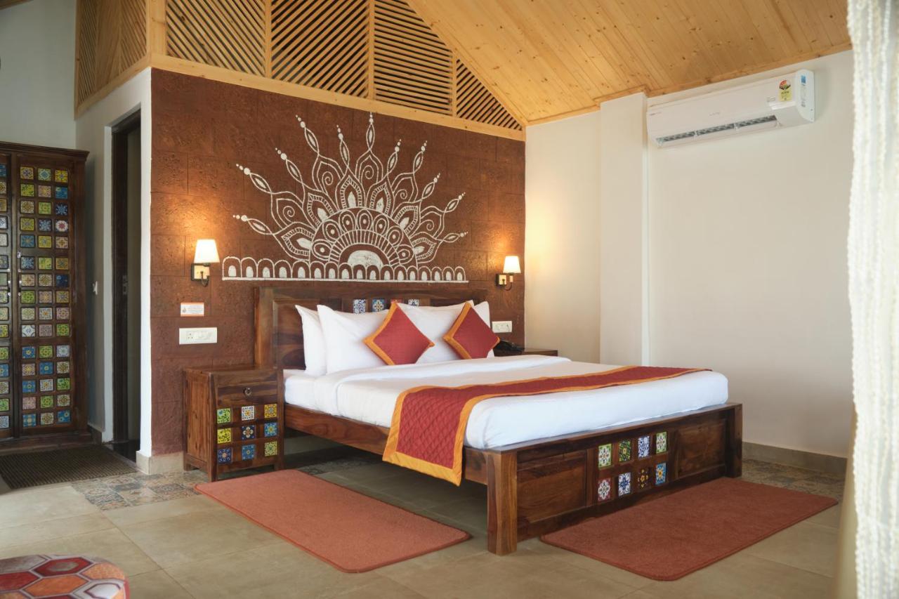 Veda5 Wellness Retreat & Spa Vieux-Goa Extérieur photo